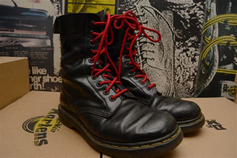 Martens Shoe Laces and get the best deals at the lowest prices on eBay Great Savings & Free Delivery Collection on many items. . Doc martens with red laces